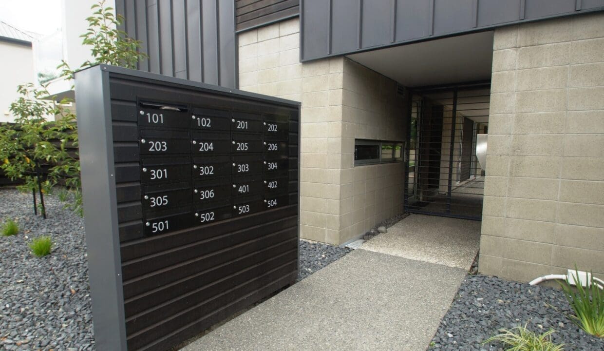 RBPR009325-RBPI018873